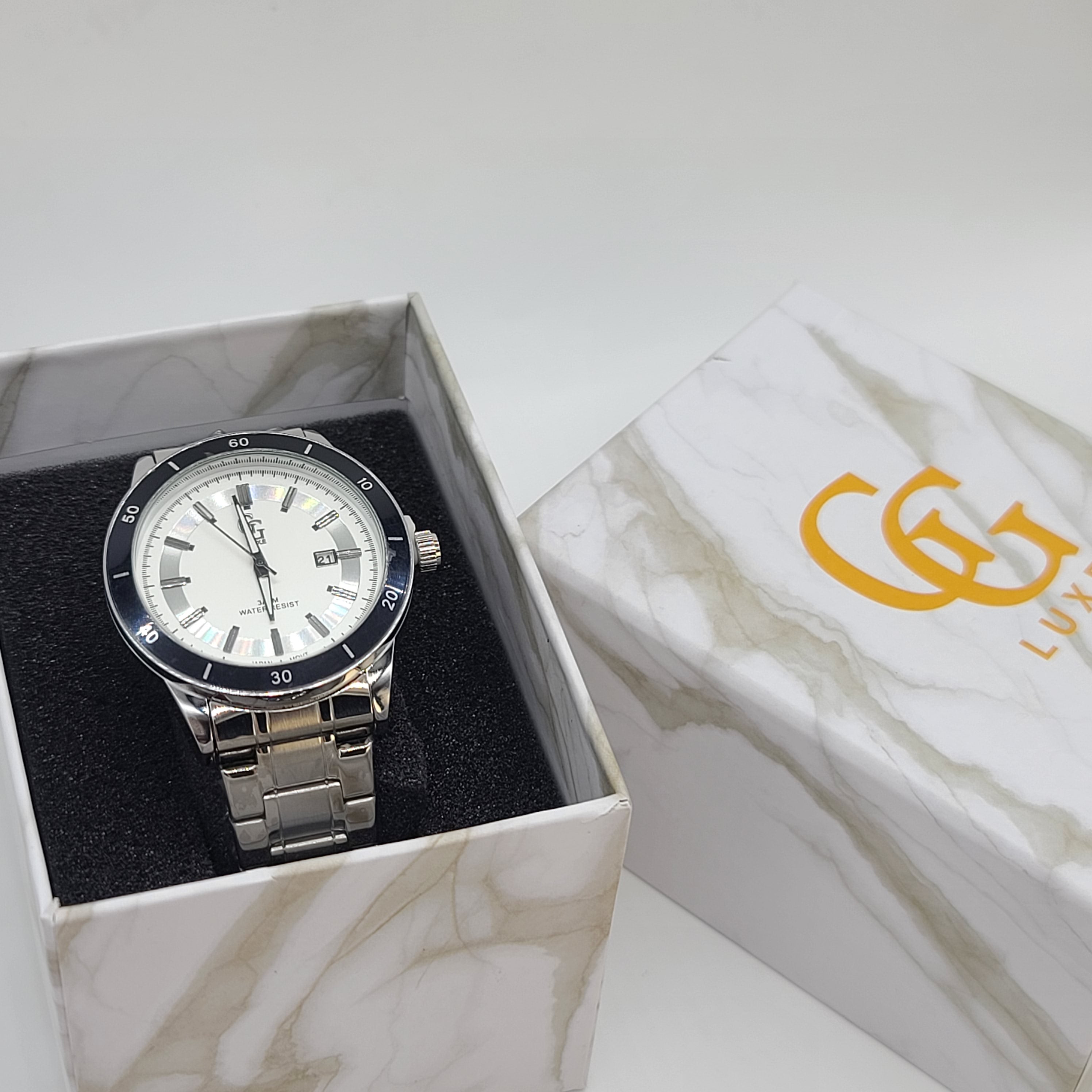 Montre étanche pour homme en acier inoxydable