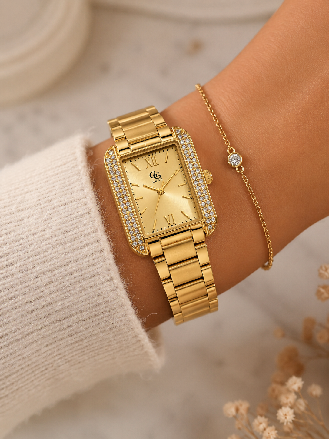 Montre Femme Dorée Rectangulaire GG LUXE – Élégance & Brillance Intemporelle